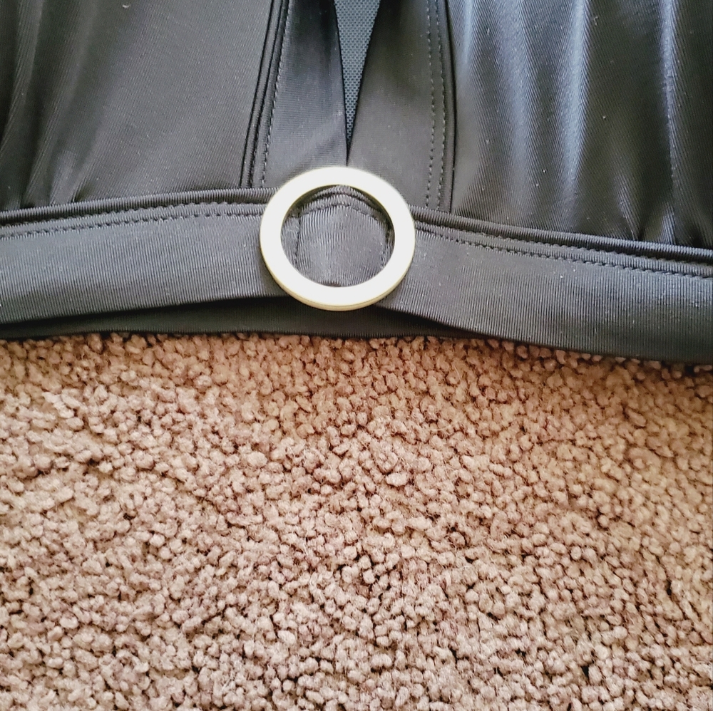 Swim By Cacique Bikini Top Black Triangle No-Wire Gold Ring Size 26 - Picture 3 of 6